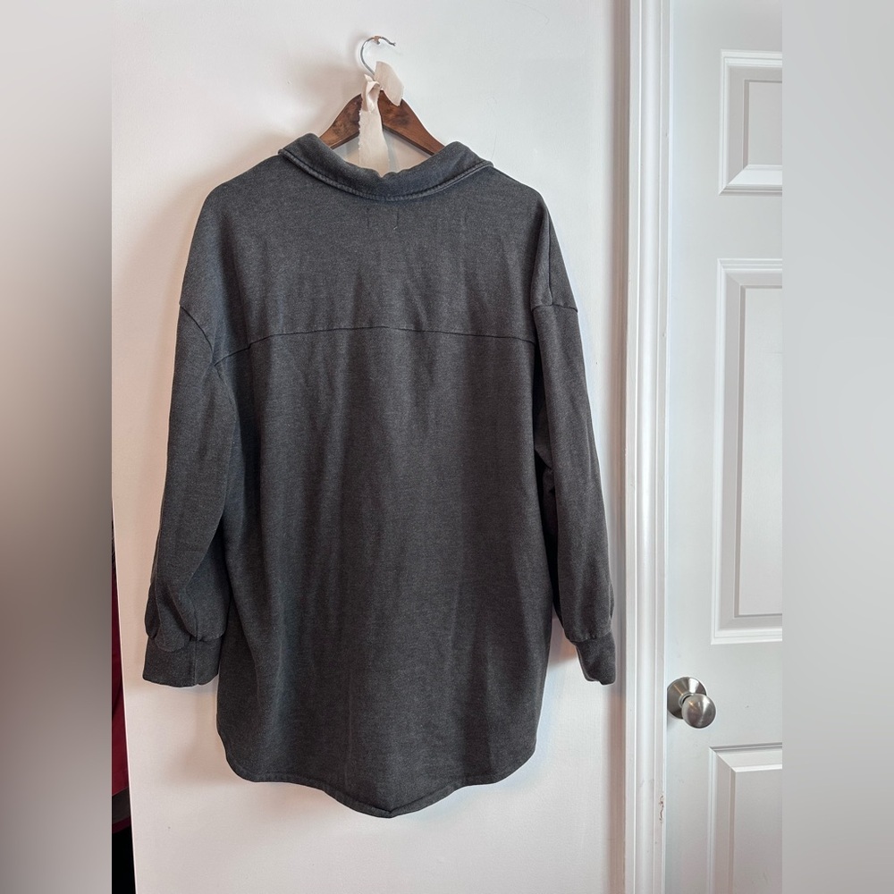 Terra & Sky Charcoal Button-Up Shacket - Picture 2 of 3